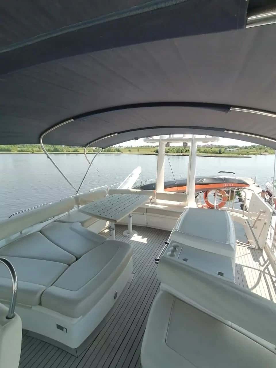 Fairline Squadron 74